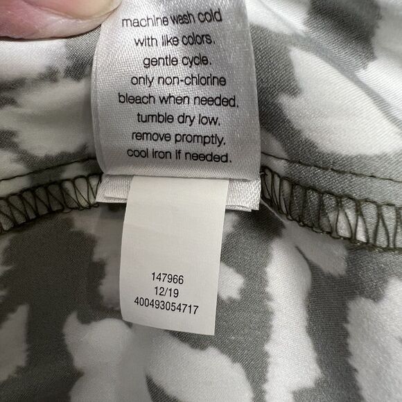 Elizabeth & James Oversize Ruffled Button Front Shirt Dress XS Sage Green Print - Picture 11 of 11